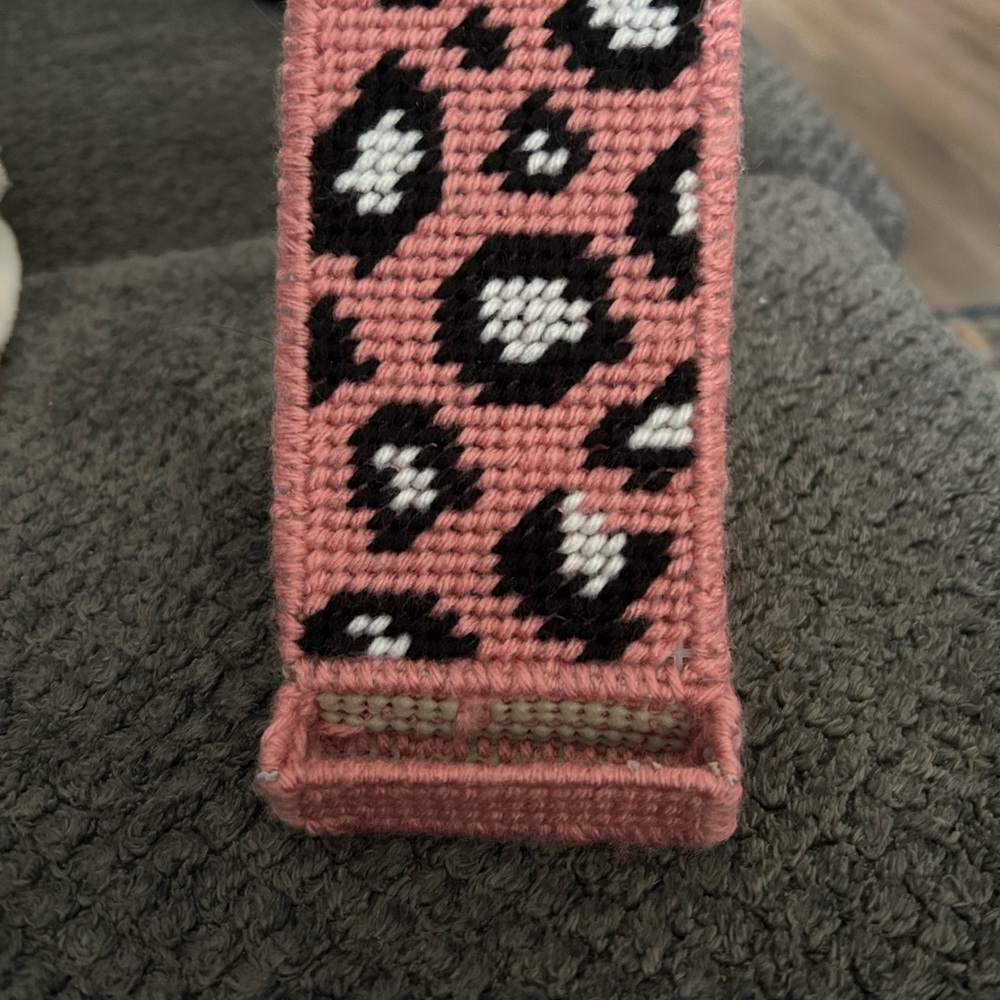 Hand Crafted Pink, Black & White Woven Leopard Pattern phone stand